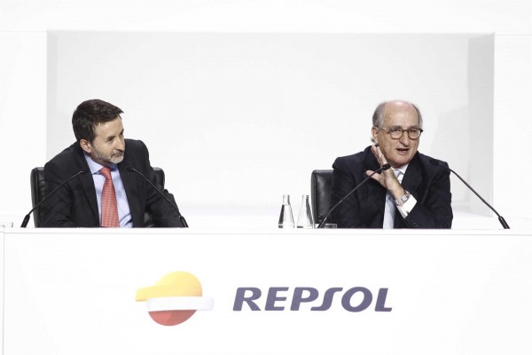 Repsol compra activos de Viesgo para convertirse en la quinta eléctrica del país