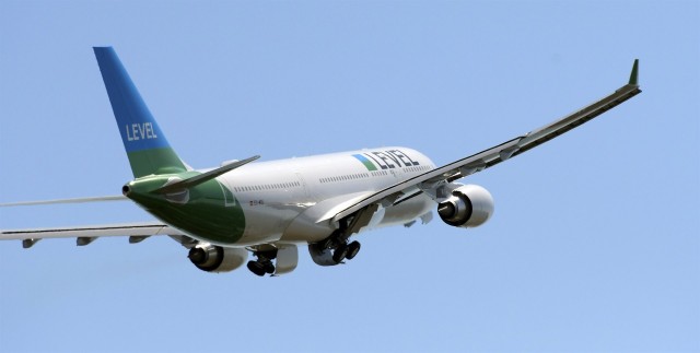 IAG enlazará Alicante y Valencia con Viena a través de su filial de bajo coste Level