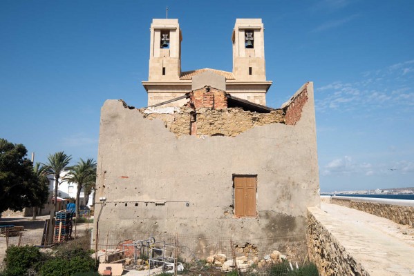 El Obispado, Cultura y el Ayuntamiento buscan un pacto para 'salvar' la casa sacerdotal de Tabarca