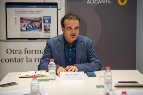 Foro Planes de Igualdad y Liderazgo femenino (fotos RAFA MOLINA)