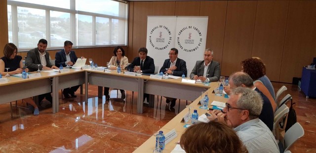 Turismo saca pecho por la desestacionalización: un 5,8% más de empleo turístico en el primer cuatrimestre