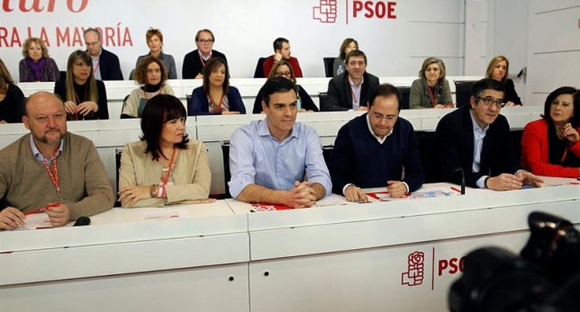 Pedro Sánchez propone a Podemos e IU que se 