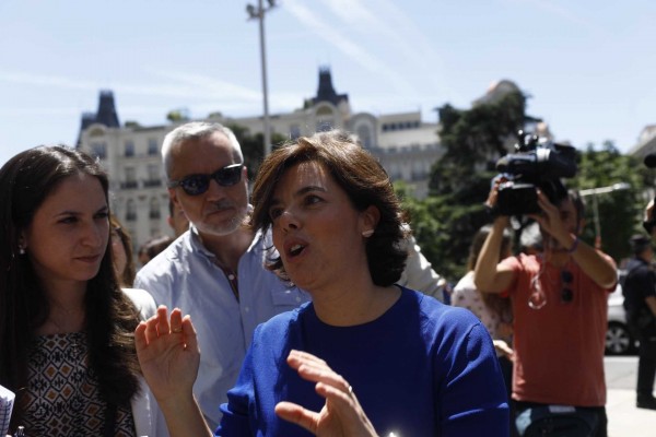 Santamaría reprocha al PSOE que solo haya dado 