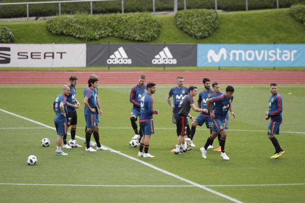 Los jugadores de la selección española pasan un control antidopaje