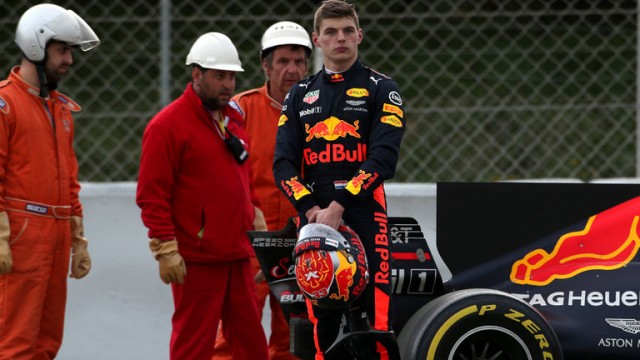Verstappen gana en Austria; Vettel, líder mundial; doble abandono de Mercedes