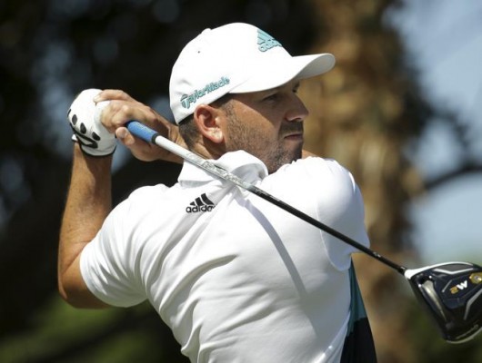 Spieth sigue líder; Sergio García sube a la duodécima posición