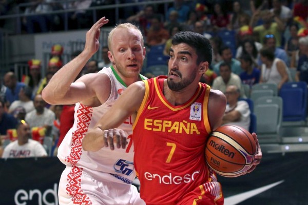 España vence a Bielorrusia y pasa a la segunda fase de clasificación invicta