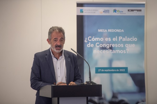 Foro de Aete sobre el Palacio de Congresos de Elche (Fotos: Rafa Molina)