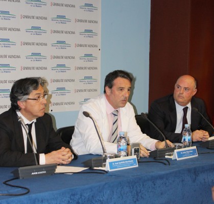 El hasta ahora director Médico de La Fe, Javier Palau, asume la gerencia del Departamento de Salud de La Ribera