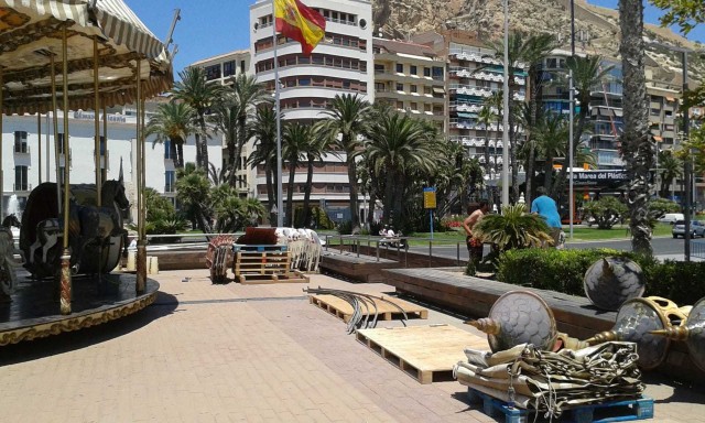 Vía libre para la oficina turística del Consell: el tiovivo cumple con el Puerto y se retira sin 'plan b'