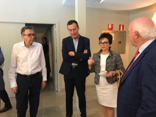 Elche aspira a ser de las primeras en obtener la marca de Municipio Industrial Estratégico 