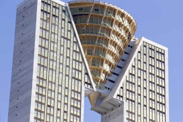 El retraso en la comercialización del edificio Intempo tensiona la relación de sus socios
