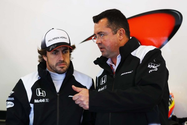 Dimite Éric Boullier, jefe de equipo de Mclaren