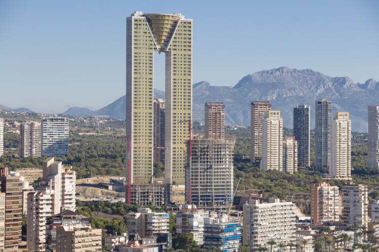 Edificio In Tempo, en el centro de la imagen. FOTO: PEPE OLIVARES. - 