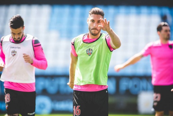 El Levante ficha a Rochina hasta 2021