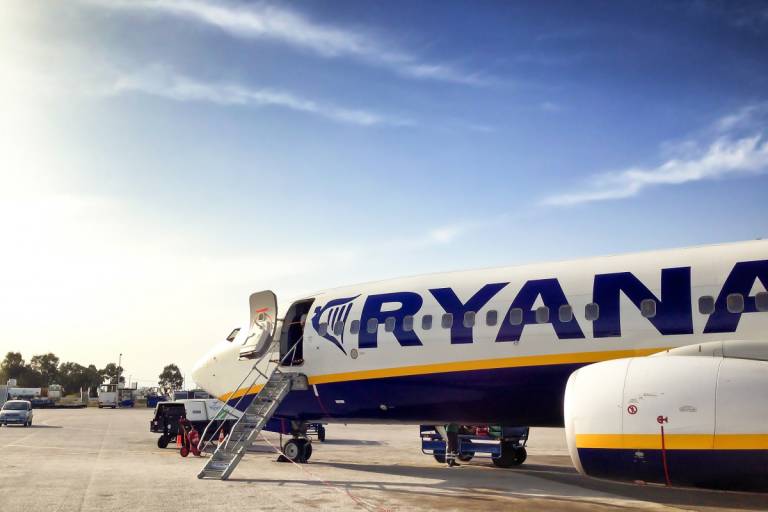 Un avión de la compañía de vuelos 'low-cost' Ryanair - 
