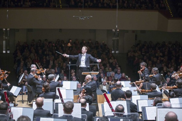 L'Orquestra de València interpreta un concert gratuït en el Palau amb  conegudes òperes italianes