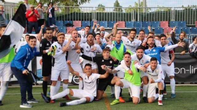 El Ontinyent pide un préstamo de 350.000 euros para pagar a la plantilla