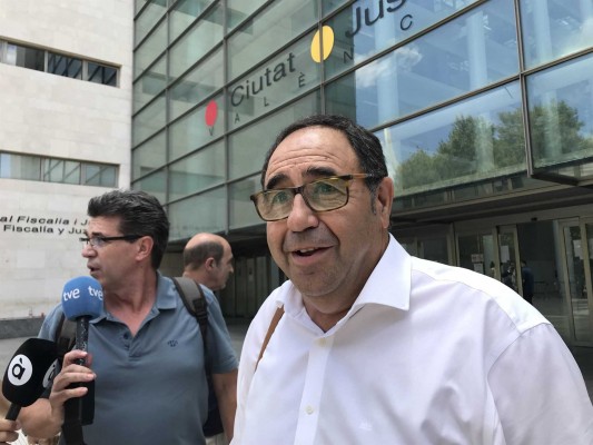 Rafael Soler reitera su denuncia sobre los contratos 