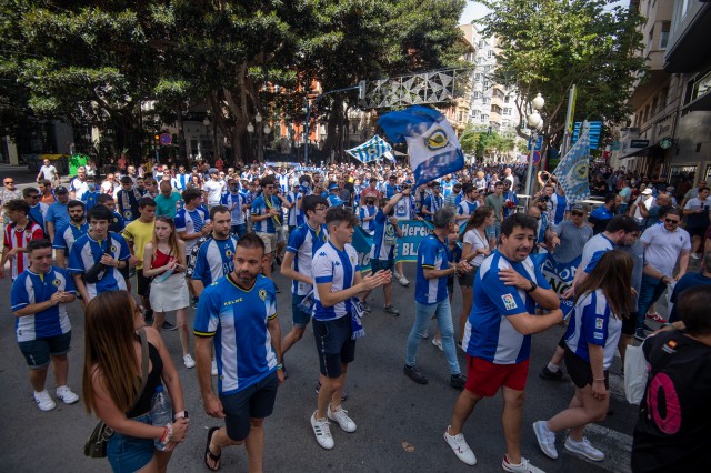 Las peñas del Hércules CF pasan página: entierran el Consejo Social y recuperan la Federación