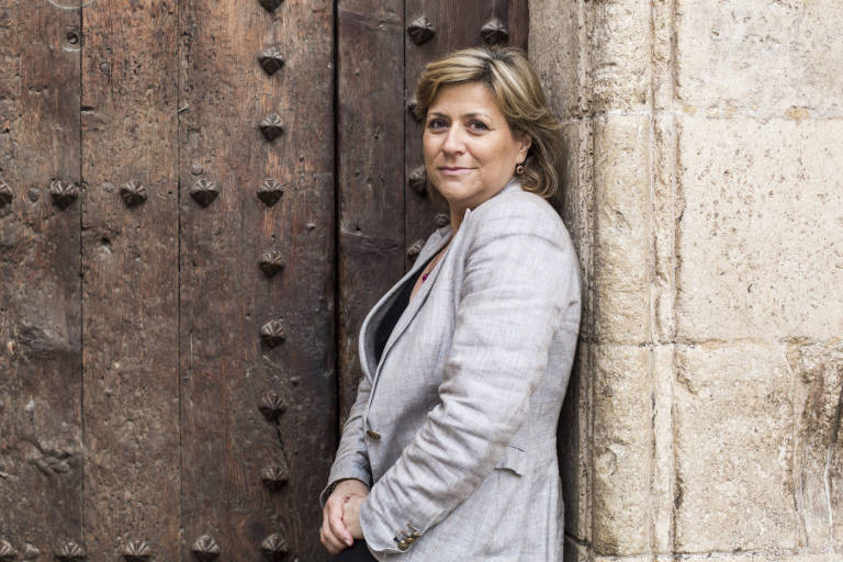 Compromís rectifica y destituye a Agustina Brines como cogerente de Divalterra