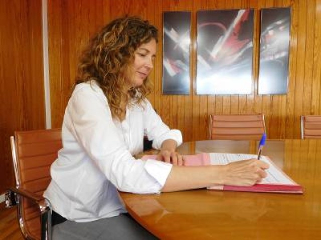 Ábalos sitúa a la canaria Ornella Chacón como presidenta de Puertos del Estado