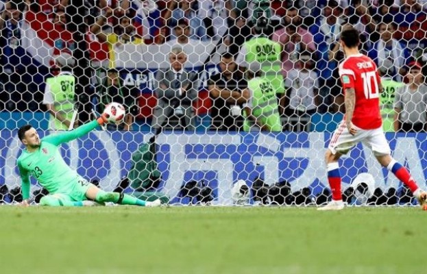 Smólov, la caída de un ídolo por querer emular a Panenka