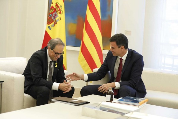 Sánchez rechaza la autodeterminación que reclama Torra, pero reactiva el diálogo y levantará vetos