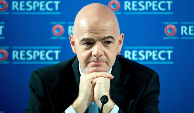 Infantino quiere 40 equipos en el Mundial y estudiar impacto de tecnología