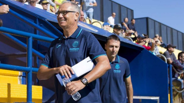 Miguel Álvarez renueva como entrenador del Villarreal B