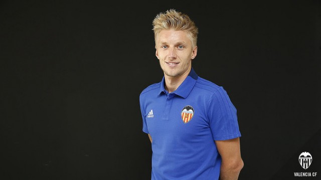 Wass, segundo danés del Valencia, aspira a tomar el testigo de Arnessen