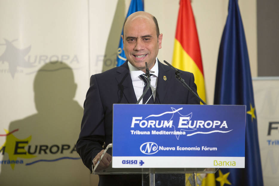Gabriel Echávarri, alcalde de Alicante - 