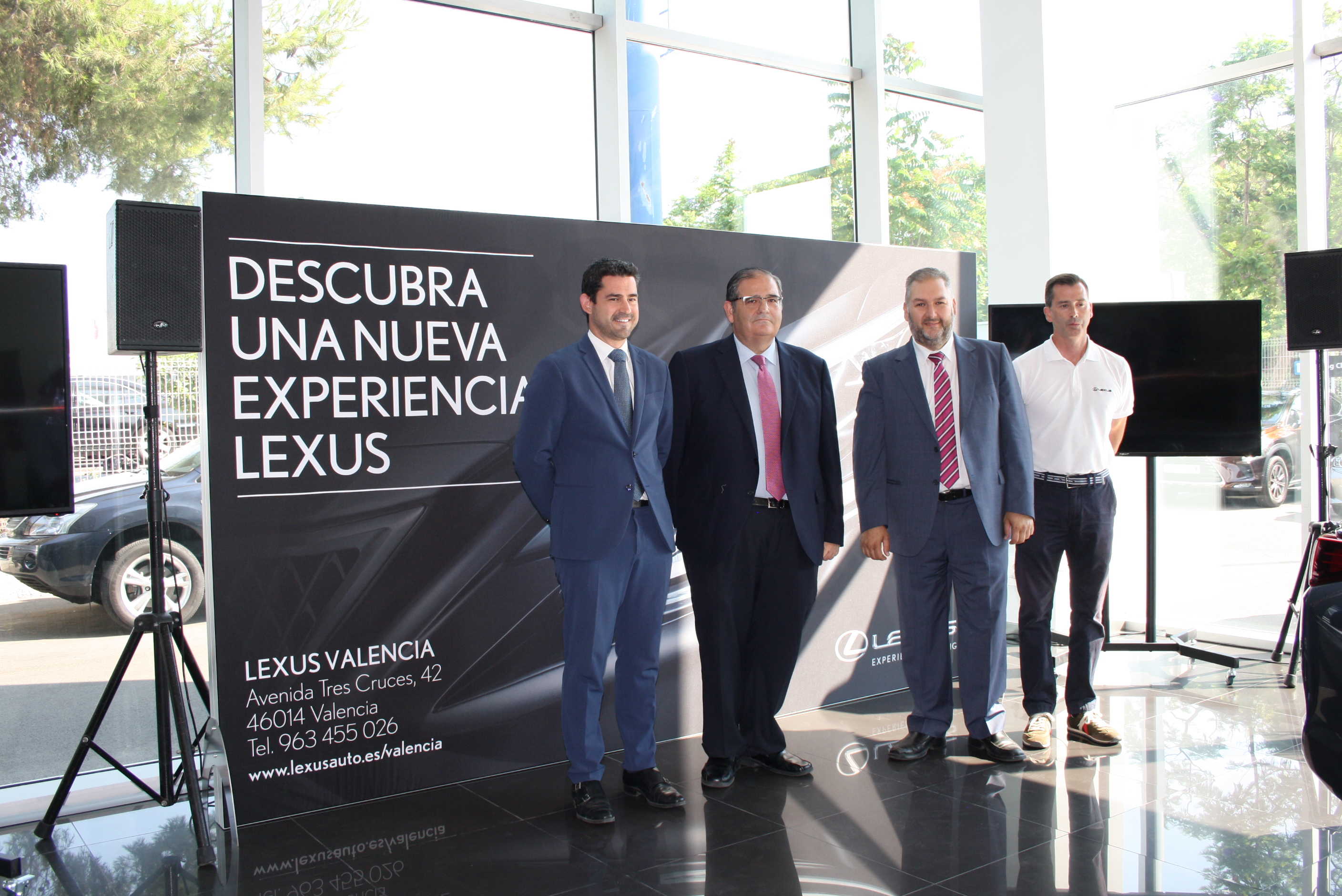 Lexus Valencia presenta los nuevos Lexus UX 250h y Lexus ES 300h