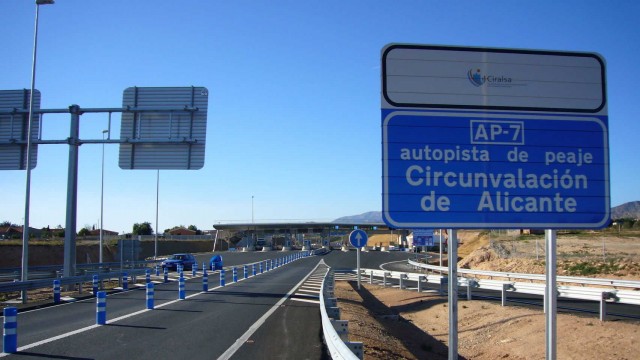 Fomento aplaza a 2019 el concurso para volver a adjudicar la Circunvalación de Alicante
