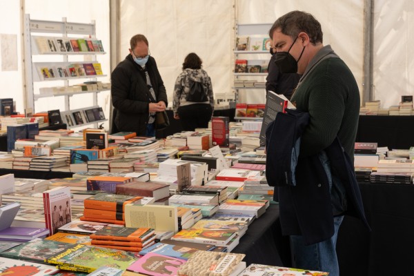 6ª edició de la Plaça del Llibre d'Alacant (FOTOS: Pepe Olivares)
