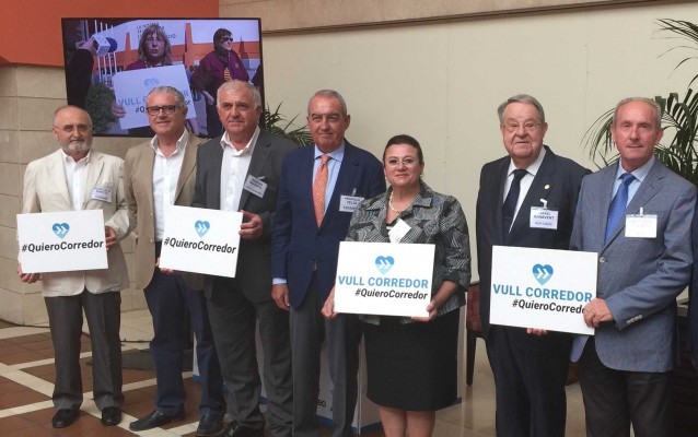 El movimiento #QuieroCorredor reclama en Castelló el doble ancho internacional y un AVE real