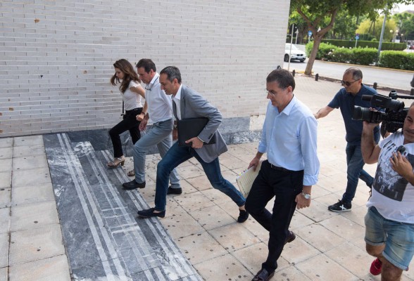 La declaración de César Sánchez ante la juez: una hora de retraso, 