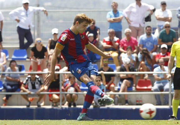 El Atlético Levante renueva a Manzanara una temporada