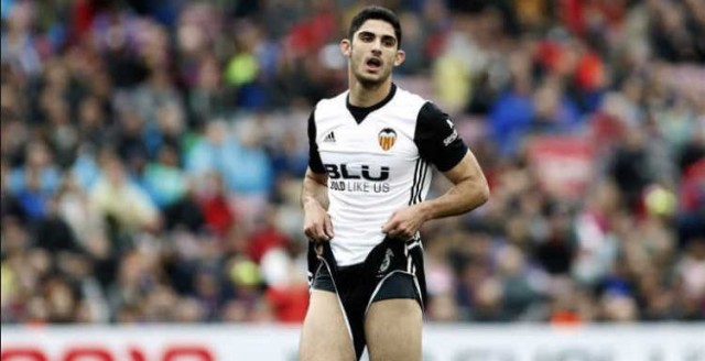 Lim se lanza a por Guedes