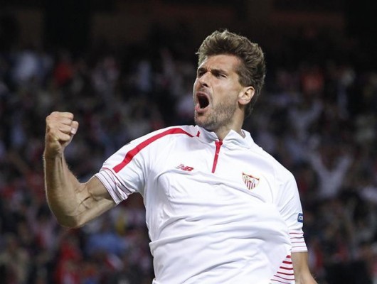 El Sevilla sufre para seguir victorioso ante un Eibar sin complejos