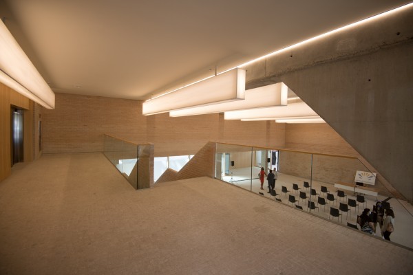 Finalizan las obras de la primera fase del centro cultural de Benidorm (Fotos: RAFA MOLINA)