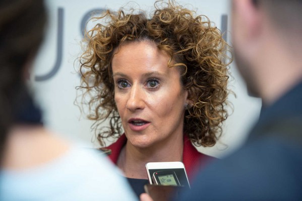 La CEV, obligada a encontrar un perfil similar al de Rosana Perán para consolidar su proyecto