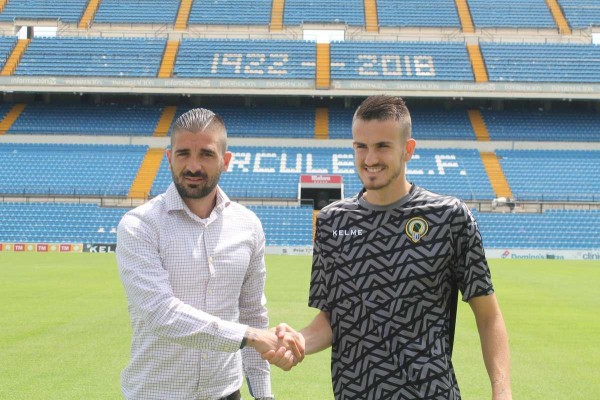 Ferri afirma que llega al Hércules para disputar la titularidad a Falcón