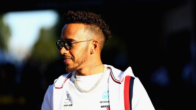Hamilton renueva con Mercedes hasta 2020