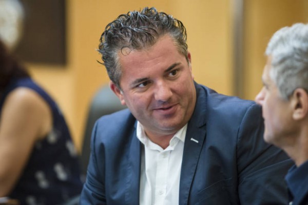 El portavoz de Cs de Benidorm, multado con 400 euros y con la retirada de 7 puntos del carnet