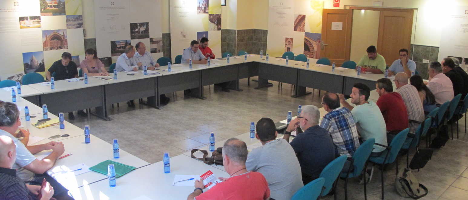 Ascer ofrece una subida salarial de hasta el 2,5% y abre la puerta a un acuerdo en el azulejo