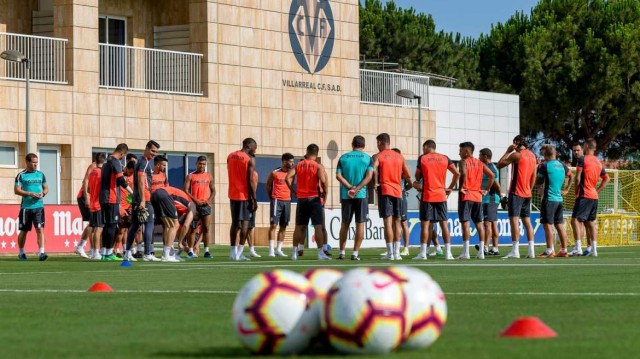 
El mexicano Layún retrasa su llegada al Villarreal por un problema en el viaje
