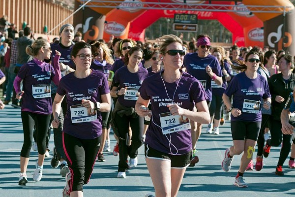 La 10K femenina de Valencia reunirá el domingo a casi 2.000 corredoras
