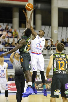 El HLA Alicante anuncia el fichaje del guineano Cheick Conde

