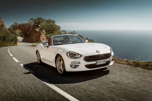 Fiat 124 Spider Lusso: la vuelta de un legendario al segmento roadster
